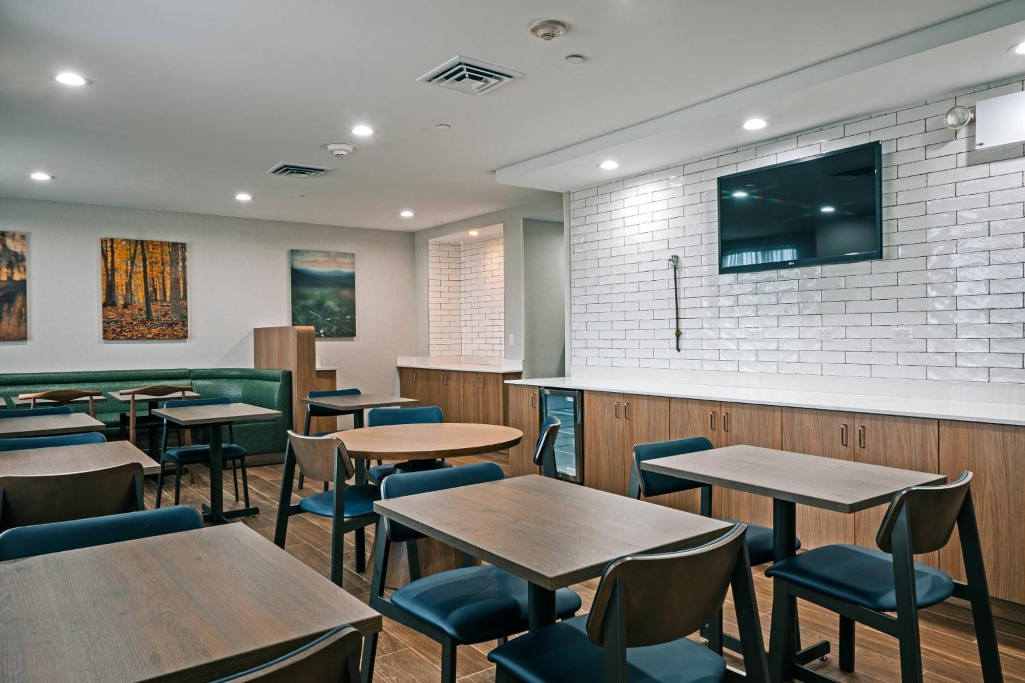 Fairfield Inn By Marriott New York Laguardia Airport/Astoria Экстерьер фото